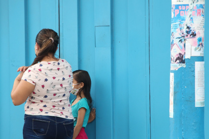 Una madre de familia no recibió información sobre la reanudación de actividades en el plantel.
