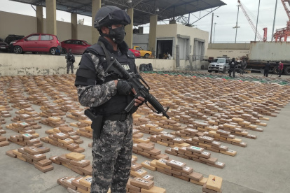 En enero pasado, la Policía presentó las ocho toneladas de droga incautadas en una operación ejecutada en varios cantones de Guayas.