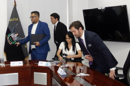 En abril hubo un primer encuentro entre el Ejecutivo y los jefes de bloques legislativos, pero esto no prosperó.