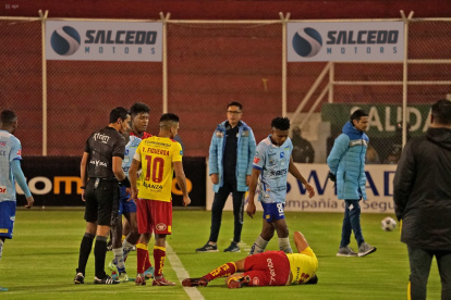 En partido fue bueno desde lo futbolístico, pero se manchó en la recta final por la agresión al central.
