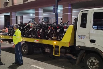 Hecho. Los vehículos fueron llevados a los patios de retención.