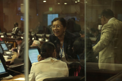 Pedido. Guadalupe Llori espera que la justicia ordene el pago de una indemnización de 8.1 millones por su destitución.