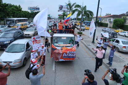 Imagen de la campaña de la alianza UNES en las elecciones presidenciales de 2021. El CNE amplió la información de los ingresos y gastos de los partidos.