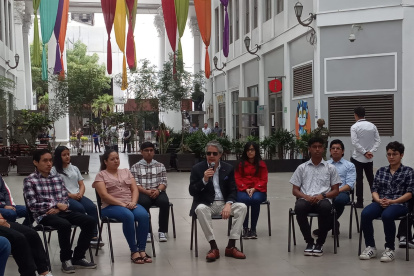 Guillermo Lasso estuvo en Universidad de las Artes.