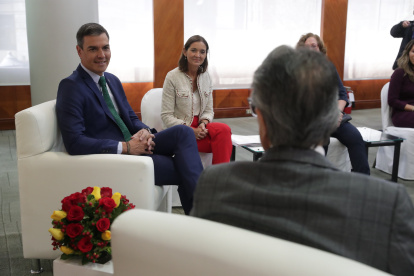 El presidente del Ecuador, Sr. Guillermo Lasso Mendoza, recibió al presidente de España, Pedro Sánchez.