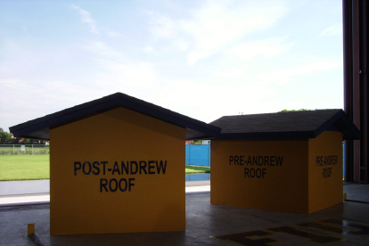 Un habitáculo construido en Florida en 2012, después del impacto que dejó el huracán Andrew. SONIA OSORIO / efe