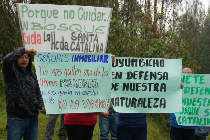 El Bosque Protector Santa Catalina está ubicado en el cantón Mejía.
