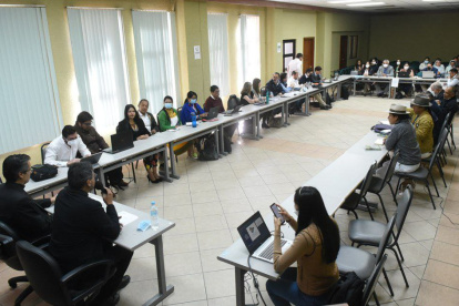 Acto. La mesa de fomento productivo recibió hoy las propuestas que plantea el Gobierno Nacional a los pedidos.