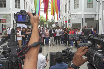 Objeciones. El 23 de agosto, en la Universidad de las Artes, el presidente Guillermo Lasso hizo público el veto parcial a la ley de comunicación.