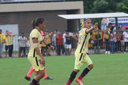 Las "peladas" de Barcelona enfrentarán a Club Ñañas en la semifinal de la Superliga Femenina.