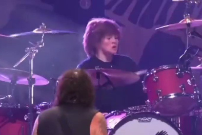 Hijo de Taylor Hawkin