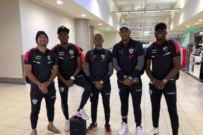 Los jugadores de Independiente del Valle previo a su viaja a suelo peruano.