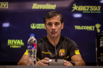 La mañana del miércoles 7 de septiembre de 2022, el técnico Fabián Bustos dirigió su primera práctica en Barcelona.