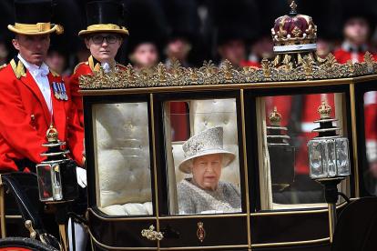 Londres. La reina de Inglaterra cumplió 70 años en el trono, lo que le convirtió en la monarca que ostentó el reinado más largo de la historia y solo superada por Luis XIV.