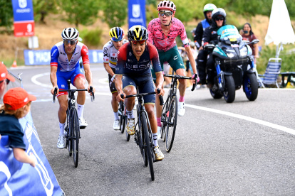 Richard Carapaz es el ciclista mejor ubicado en la clasificación de montaña.