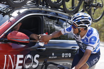 El ciclista ecuatoriano cumple lo que será su última competencia con el equipo Ineos Grenadiers.