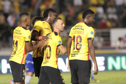 Los toreros se quedaron con el triunfo ante Macará y van animado al Clásico.