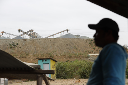 Quienes han vivido por años en el sector aseguran que su convivencia diaria con el polvo y ruido de las canteras es insoportable.