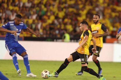 Azules y amarillos empataron en la primera fase en el estadio Monumental.