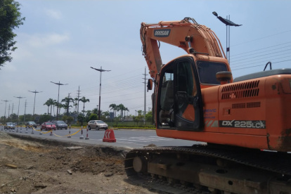 Los trabajos han iniciado en la arteria con la construcción de un retorno rápido