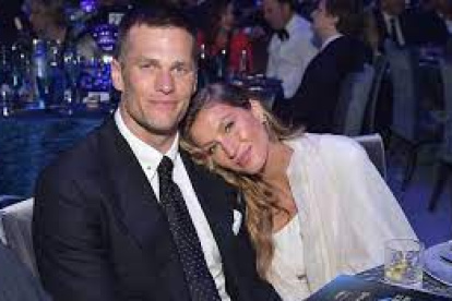 La pareja que se casó en 2009 tiene dos hijos: Benjamin y Vivian.