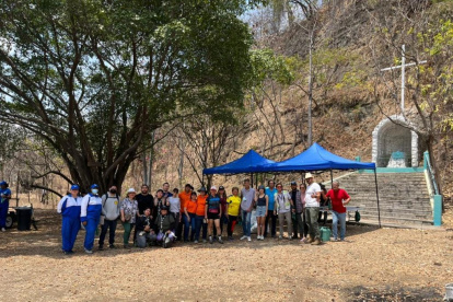 En el sitio se inauguró la primera toma de agua frente a la gruta