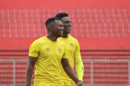 Los jugadores de Aucas lucen tranquilos, a pesar de que están a cinco jornadas de conseguir algo histórico para la institución. Roberto Ordóñez ya lo vivió en 2019 con Delfín.