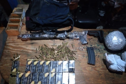 Uniformados encontraron una maleta llena de municiones, cizallas y más elementos prohibidos al interior de la cárcel.