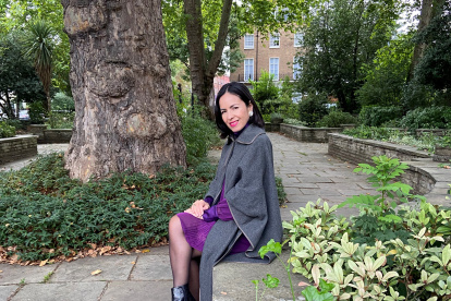 La periodista, nacida en Manta, radicó por más de diez años en Londres.
