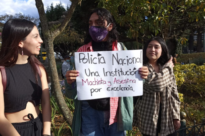 Las mujeres convocadas exigieron que las autoridades "devuelva" a María Belén