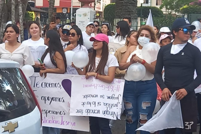 Caso María Belén Bernal: En Baños realizan plantón permanente por la cadete detenida