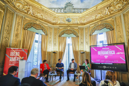 De izq a dcha: La cocinera y escritora paraguaya Graciela Martínez; Roberth Enzo Gonzales Bastidas, de Perú, Thiago Amhof de Macedo, de Brasil, y Pilar Salas Durán, redactora de Gastronomía en la Agencia EFE.