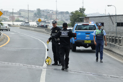 Mujer atropellada en el puente que une a Guayaquil-Durán