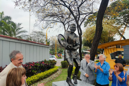 Figura. El monumento es un homenaje al tenista.