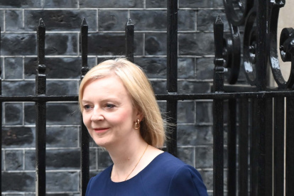 Londres.  Liz Truss, primera ministra de Reino Unido, toma medidas.