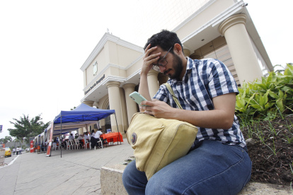 Los deudores de créditos universitarios sienten preocupación por las pocas o nulas facilidades que les ofrecen para saldar sus montos.
