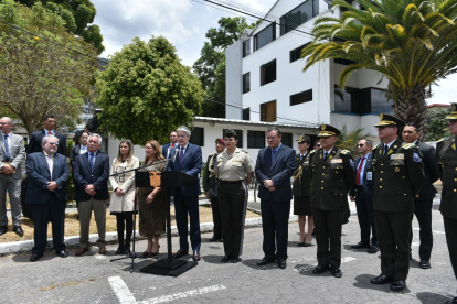 Acto. El presidente Lasso acudió a la Escuela de la Policía Nacional para realizar el anuncio de la demolición.