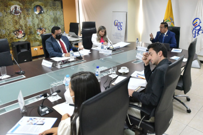 Encuentro. Hernán Ulloa convocó a la sesión para las 10:00 de este miércoles.