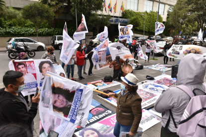 Acciones. Los familiares de desaparecidos han llevado sus protestas a instituciones como la Fiscalía General.