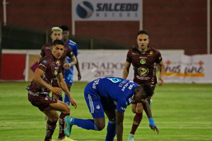 El Bombillo no pudo salir del empate y se complica por la final de la segunda etapa.