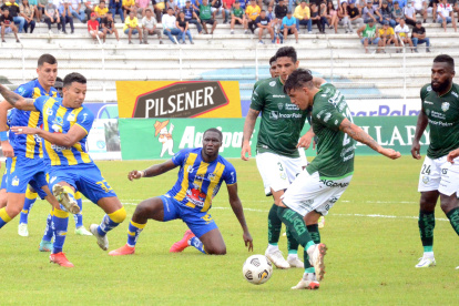 Delfín se llevó un punto del estadio Nueve de Mayo y sueña con jugar la Copa Sudamericana de 2023.
