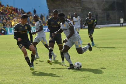 Aucas tiene la primera opción para llegar a la final de LigaPro.