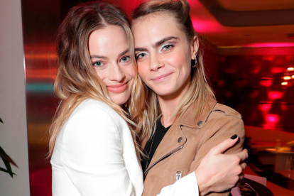 Margot Robbie y Cara Delevingne son buenas amigas y se han apoyado hasta en los momentos más adversos.