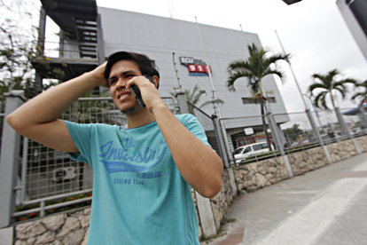 Demora. Los guayaquileños aquejan por la respuesta tardía o inacción de las autoridades ante emergencias.