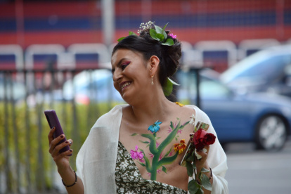 Arte. Sobre las zonas donde se realizaron cirugías de extracción se trazaron ramas y flores en señal de renacimiento y esperanza.