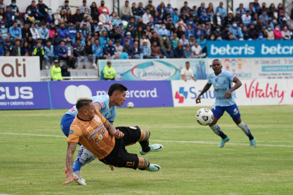 9 de Octubre cayó en Ambato y se quedó sin chances de sostener la categoría.