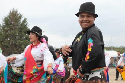 Evento. Varios grupos de danza se presentaron durante el pregón.