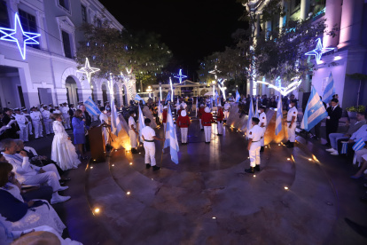 Desde la Fragua Vulcano, en el Palacio Municipal, dio inicio el Saludo a La Aurora Gloriosa