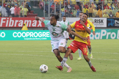 Aucas no pudo derrotar ayer en su casa a Mushuc Runa y dejó viva la etapa.