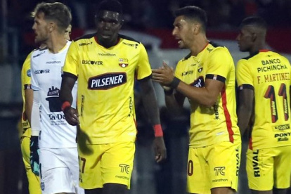 Michael Carcelén fue expulsado en el duelo ante el Deportivo Cuenca, a los 40 minutos.